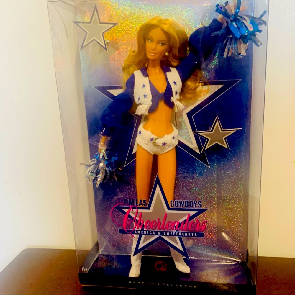 Dallas Cowboy Cheerleader Barbie Collectors (pink label)